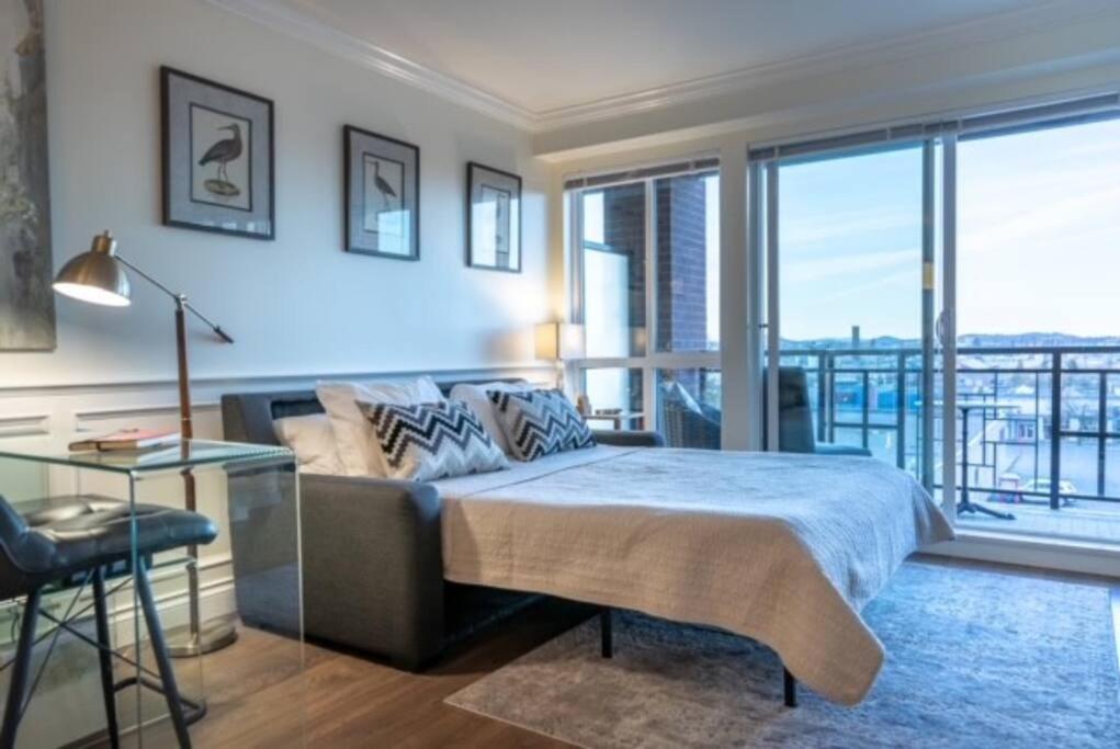 Elegance At The Union Apartment Victoria Exterior photo